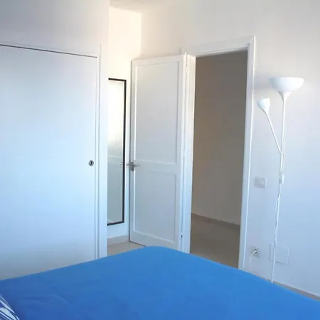 Apartment Harmony & Ocean Waves